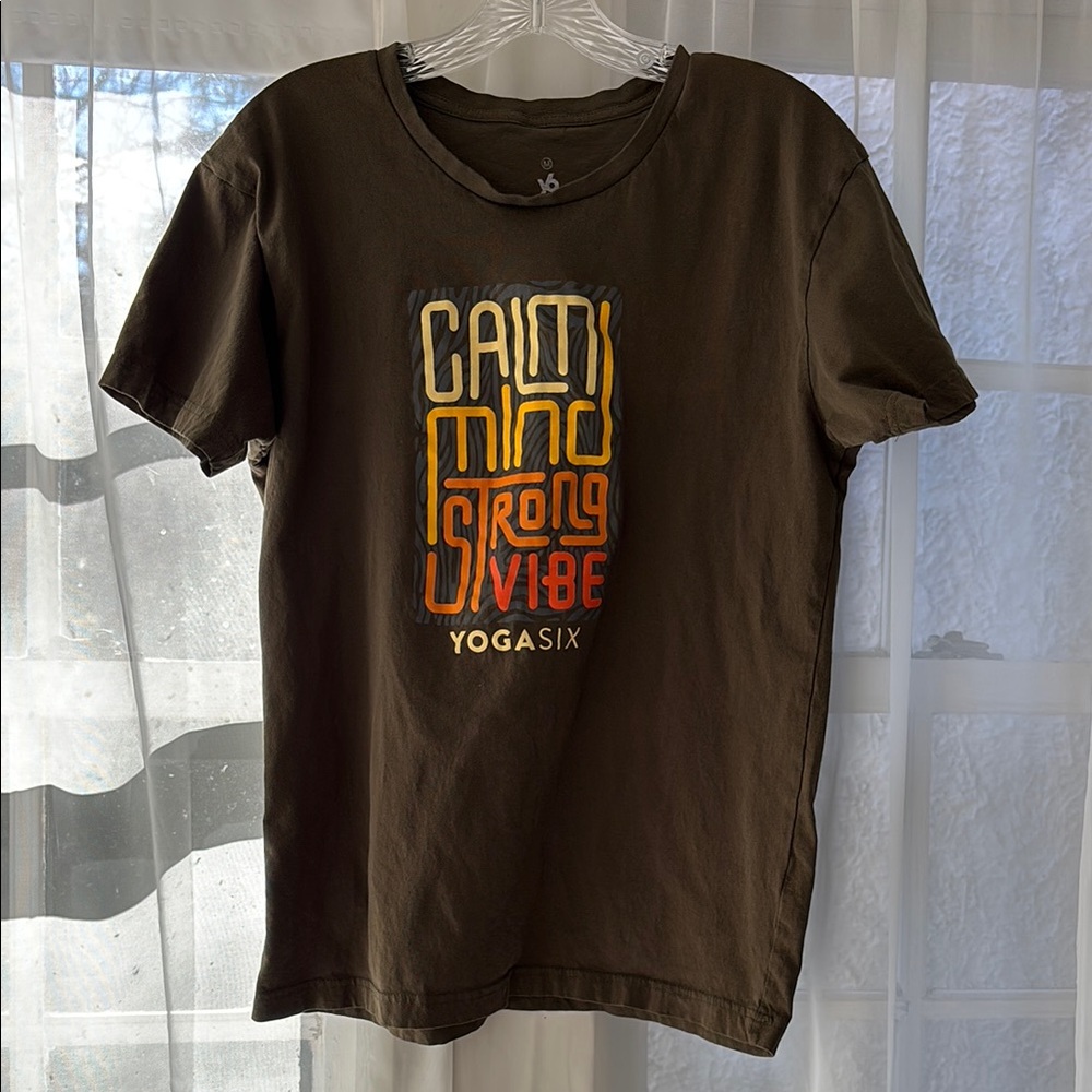 Yoga Six 100% Cotton Medium Tshirt Calm Mind Strong Vibe